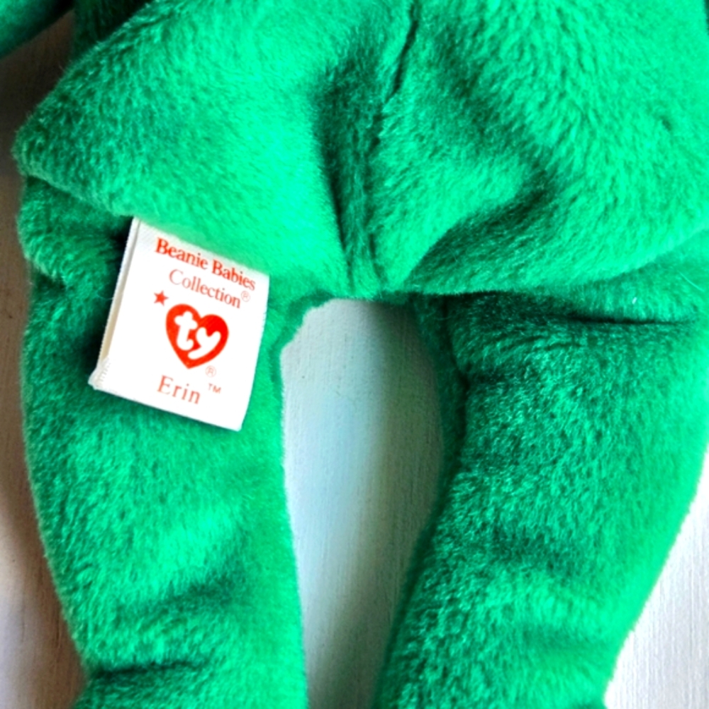 FREE w Purchase - ERRORS on Tush Tag '97 TY Erin Bear Beanie Baby (No Swing Tag) - Picture 2 of 4